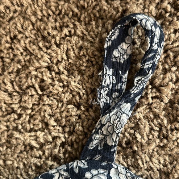 Linen crop top pattern set from American Eagle - Picture 2 of 6